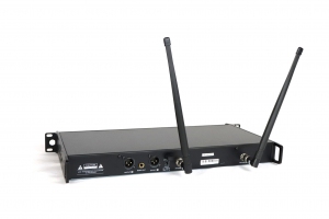 RFIntell QL7R/T1-B 720,500-754,000 МГц 2-канальная радиосистема с 2-мя ручными микрофонами в Калмыкии